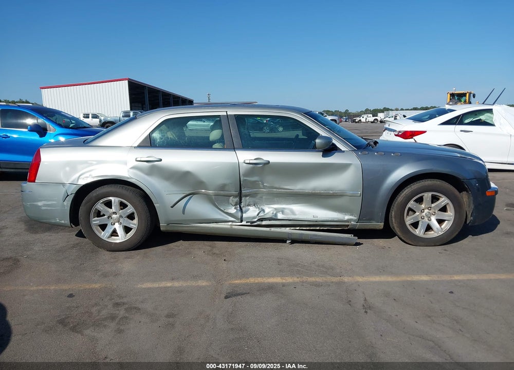 2006 CHRYSLER 300 TOURING VIN: 2C3KA53G46H102938