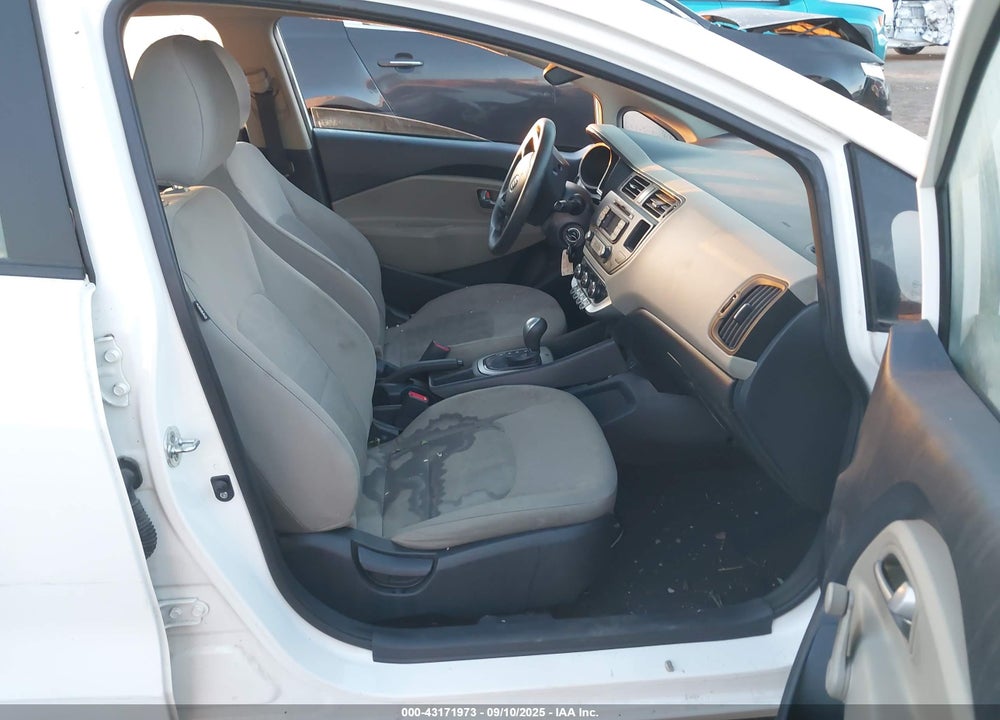 2015 KIA RIO VIN: KNADM4A39F6437097