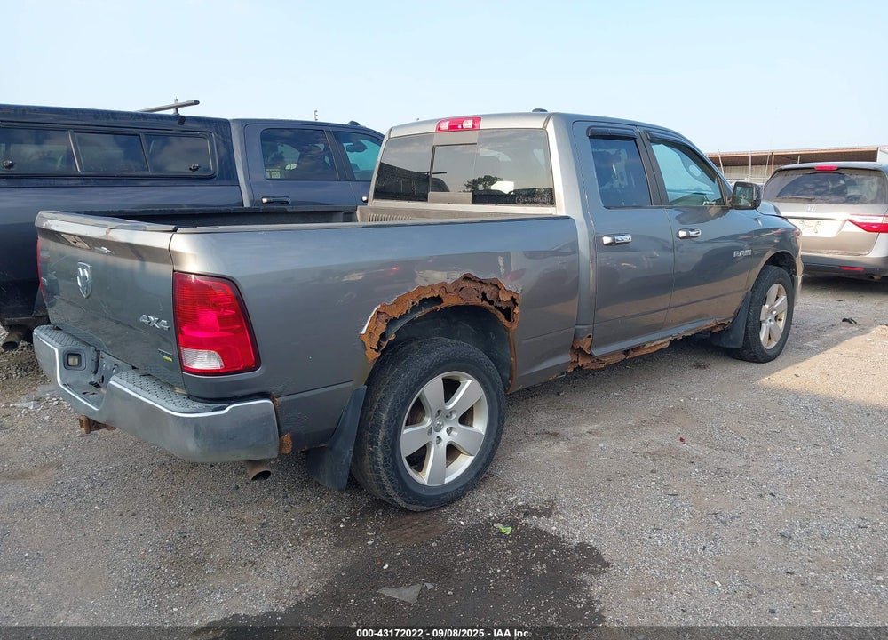 2009 DODGE RAM 1500 VIN: 1D3HV18P09S815772