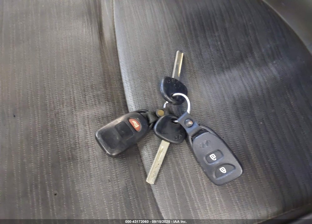 2015 HYUNDAI ACCENT VIN: KMHCT4AE3FU800245