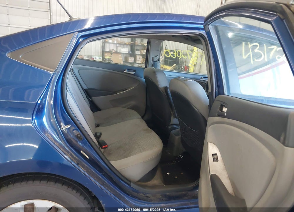 2015 HYUNDAI ACCENT VIN: KMHCT4AE3FU800245