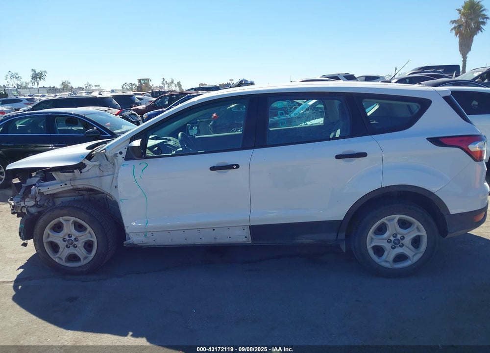 2017 FORD ESCAPE VIN: 1FMCU0F79HUC60872