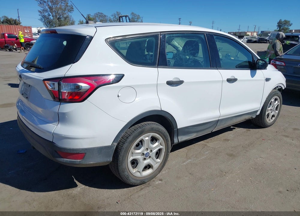 2017 FORD ESCAPE VIN: 1FMCU0F79HUC60872