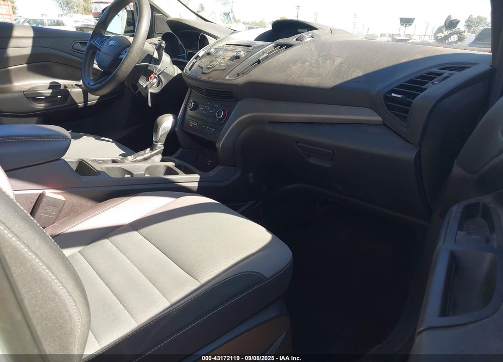 2017 FORD ESCAPE VIN: 1FMCU0F79HUC60872