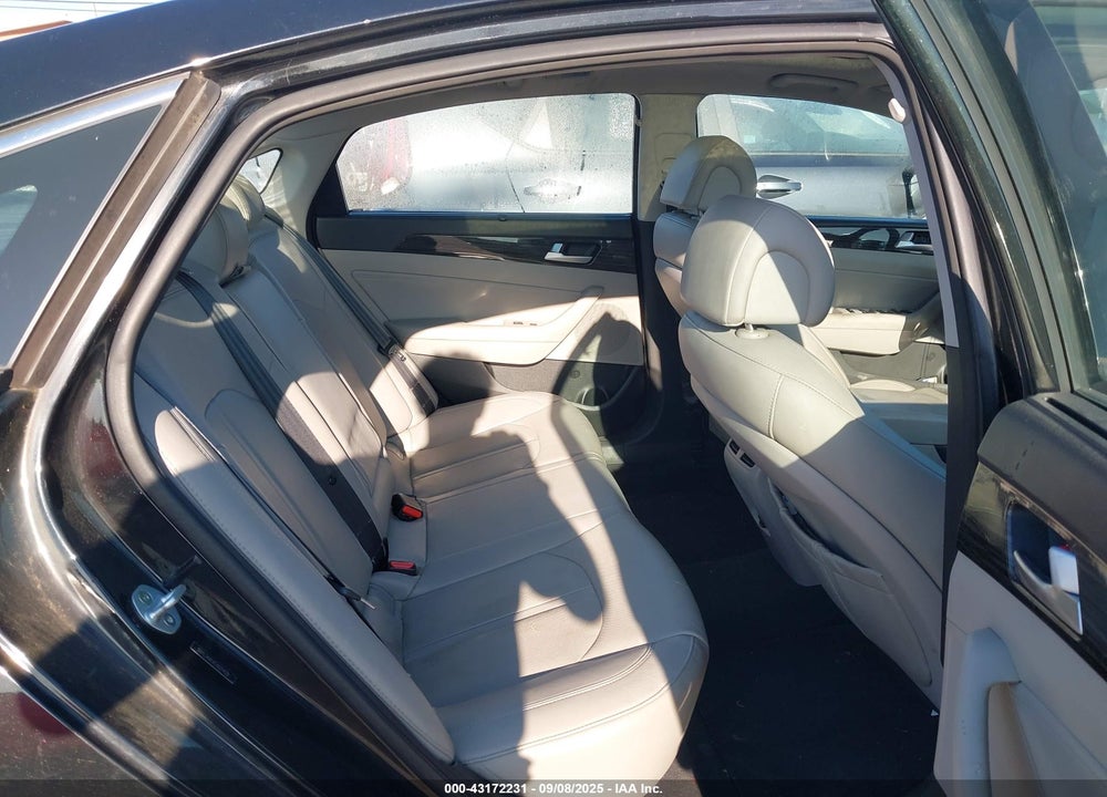2015 HYUNDAI SONATA VIN: 5NPE34AFXFH021439