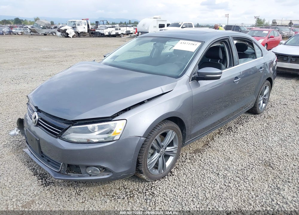 2014 VOLKSWAGEN JETTA VIN: 3VWLL7AJ0EM391852
