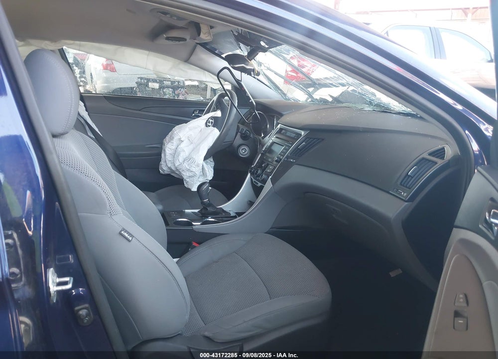 2014 HYUNDAI SONATA VIN: 5NPEB4AC5EH946637