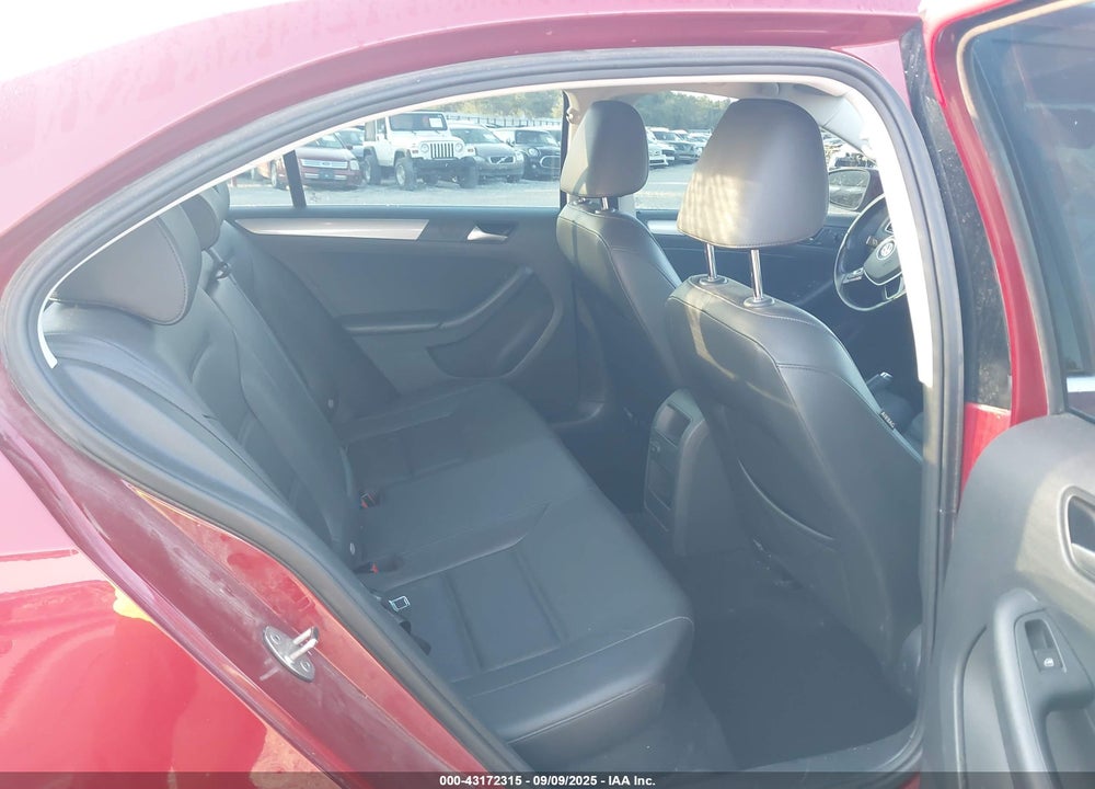2017 VOLKSWAGEN JETTA VIN: 3VWDB7AJ0HM361665
