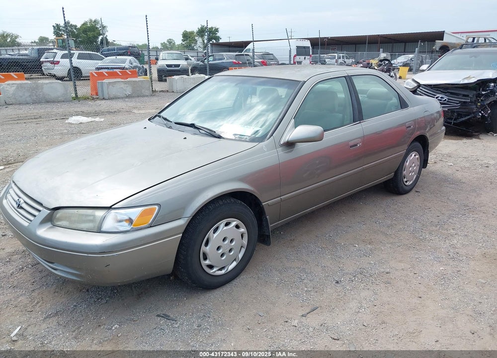 1998 TOYOTA CAMRY LE VIN: JT2BG22K0W0147127