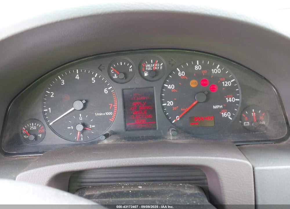 1999 AUDI A6 VIN: WAUBA34B4XN068797
