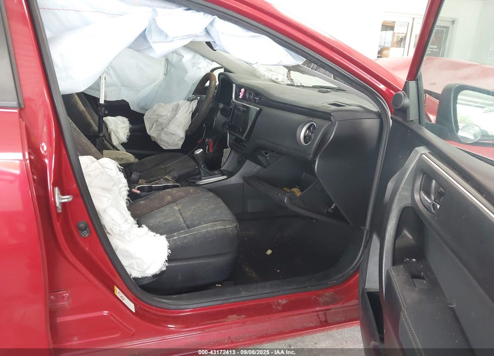 2018 TOYOTA COROLLA VIN: 5YFBURHE4JP832983