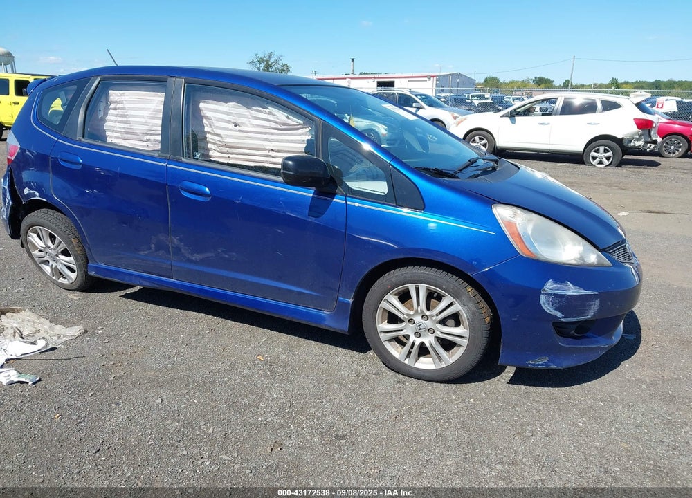 2010 HONDA FIT SPORT VIN: JHMGE8H46AC007975