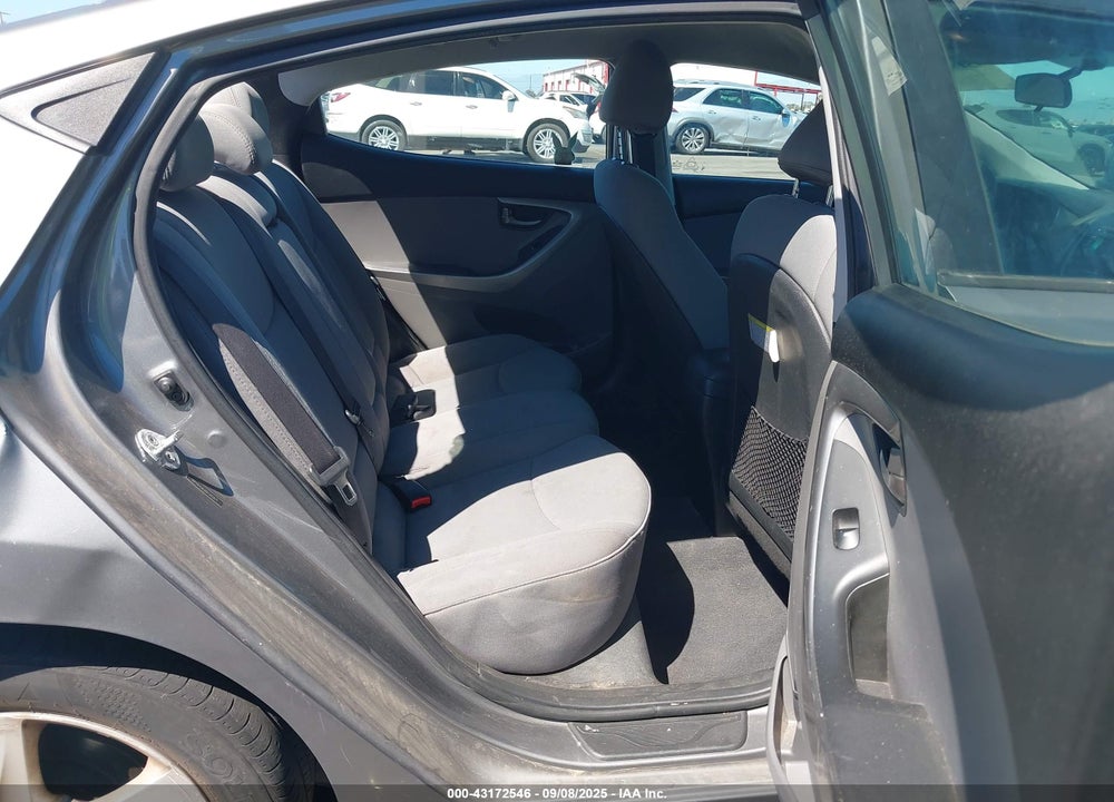 2013 HYUNDAI ELANTRA VIN: 5NPDH4AE6DH342671