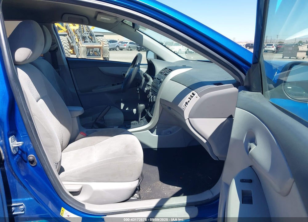 2009 TOYOTA COROLLA LE VIN: 1NXBU40E39Z113135