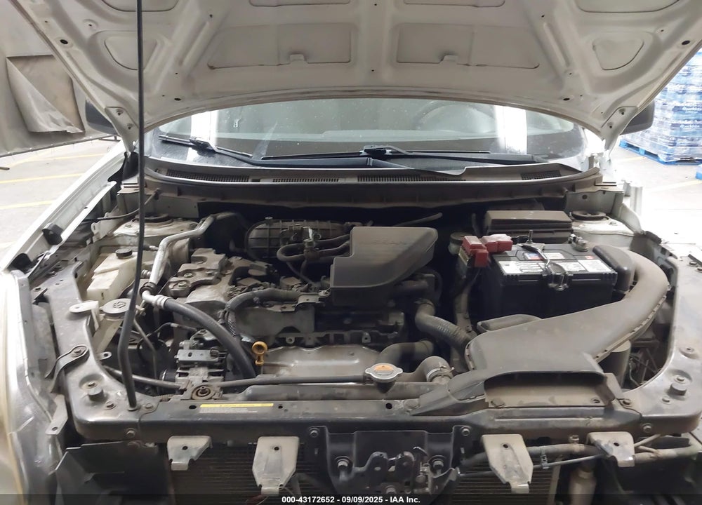 2014 NISSAN ROGUE VIN: JN8AS5MT3EW102126