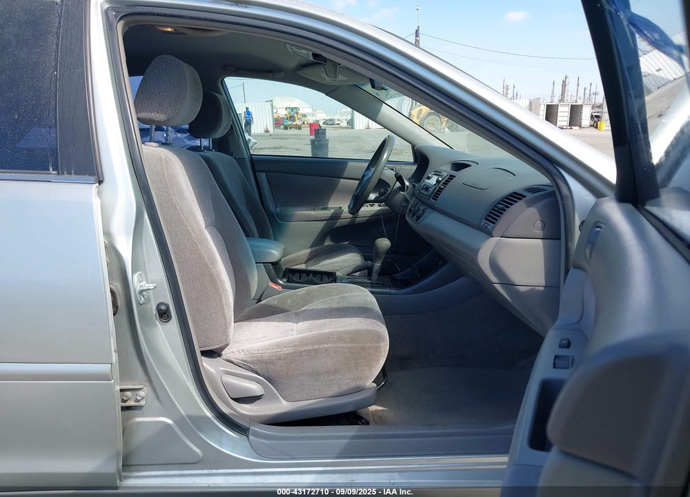2003 TOYOTA CAMRY LE VIN: JTDBE32K530186715