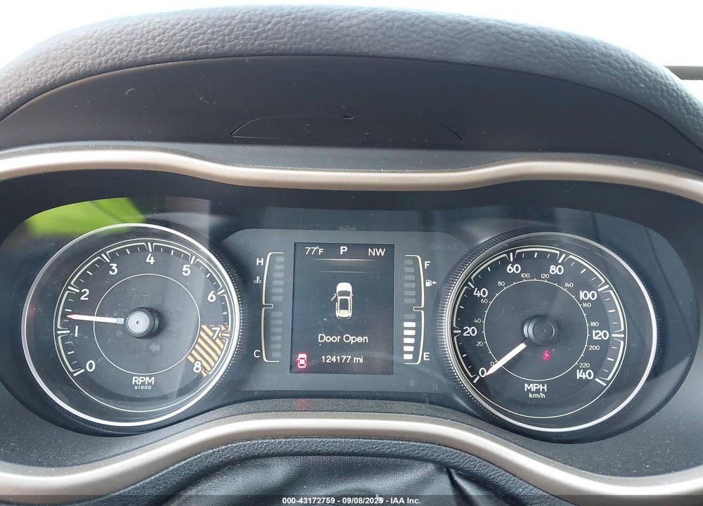 2014 JEEP CHEROKEE VIN: 1C4PJMCS5EW223039