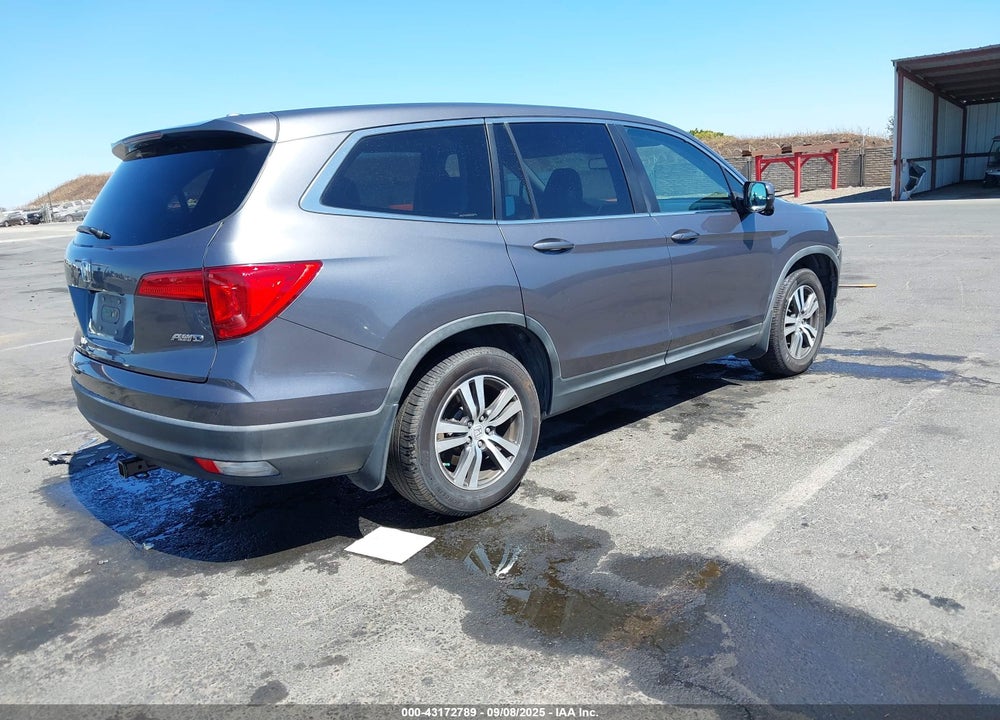 2016 HONDA PILOT VIN: 5FNYF6H53GB047281