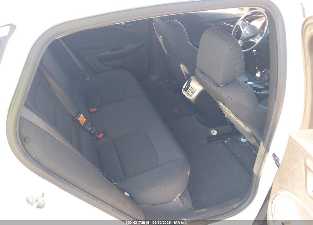 2022 CHEVROLET MALIBU VIN: 1G1ZD5ST2NF106527