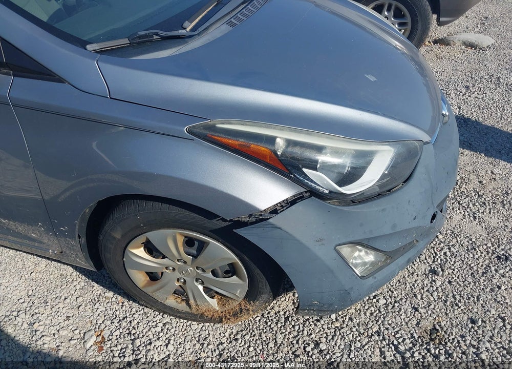 2016 HYUNDAI ELANTRA SE VIN: 5NPDH4AE6GH677370