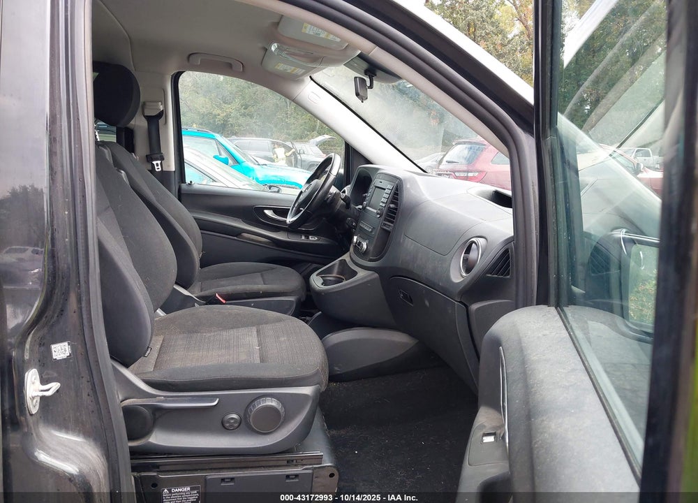 2016 MERCEDES-BENZ METRIS VIN: WD4PG2EE8G3161382