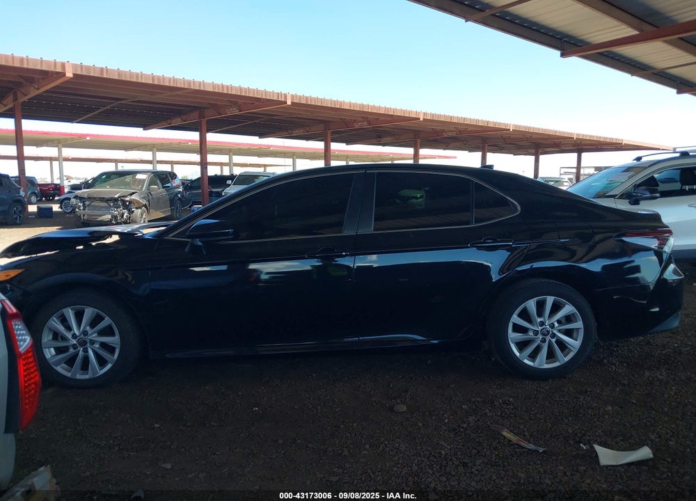 2022 TOYOTA CAMRY LE VIN: 4T1C11AK7NU716907