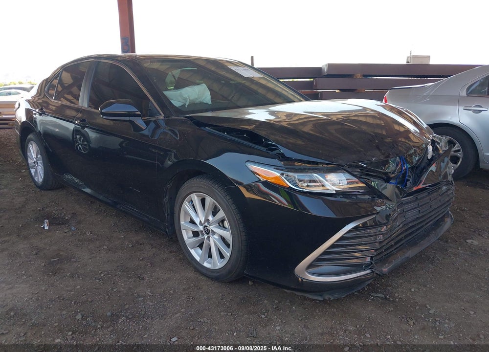 2022 TOYOTA CAMRY LE VIN: 4T1C11AK7NU716907