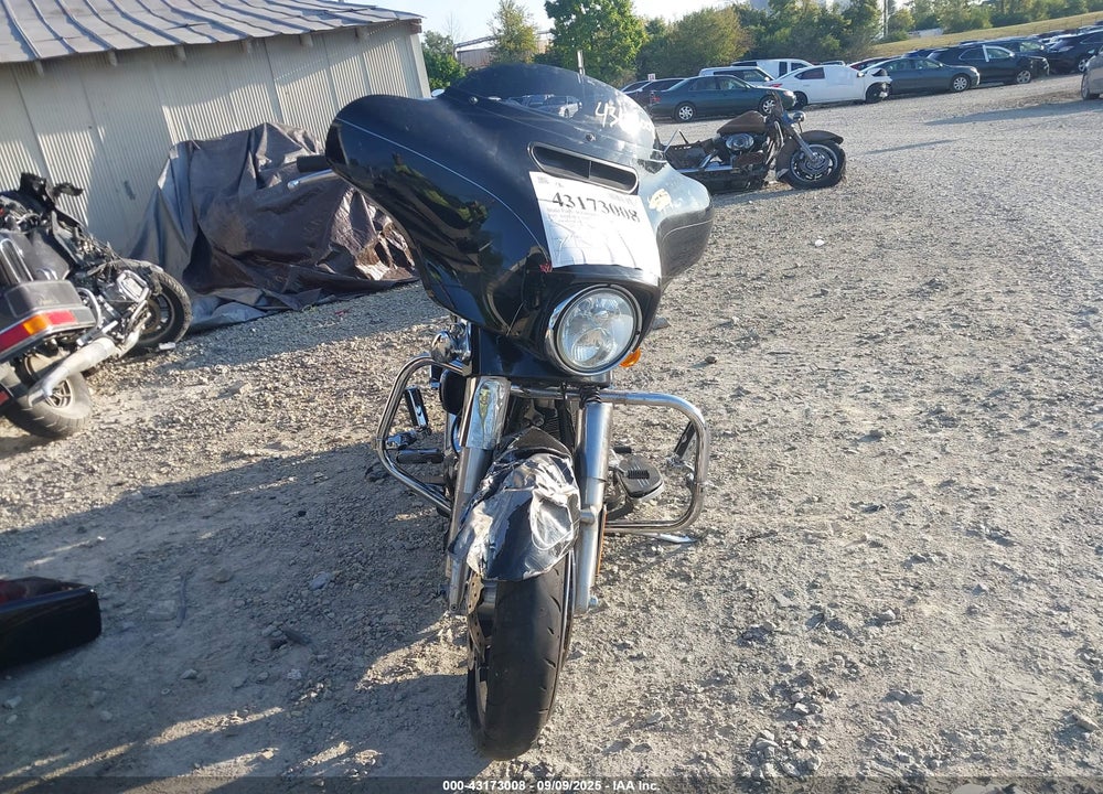 2015 HARLEY-DAVIDSON FLHXS STREET GLIDE SPECIAL VIN: 1HD1KRM19FB614420
