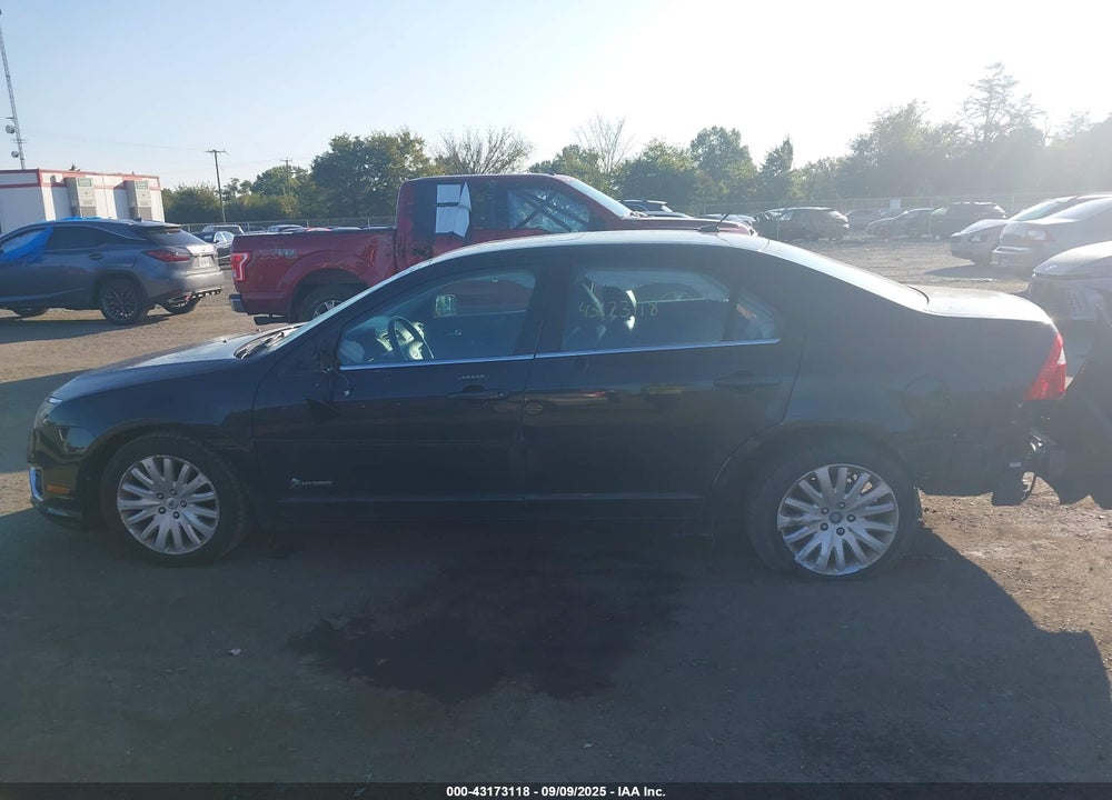 2010 FORD FUSION VIN: 3FADP0L31AR160222