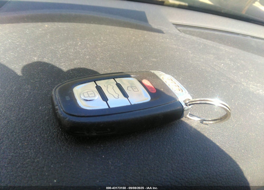 2010 AUDI A4 VIN: WAUWFAFL1AA109513