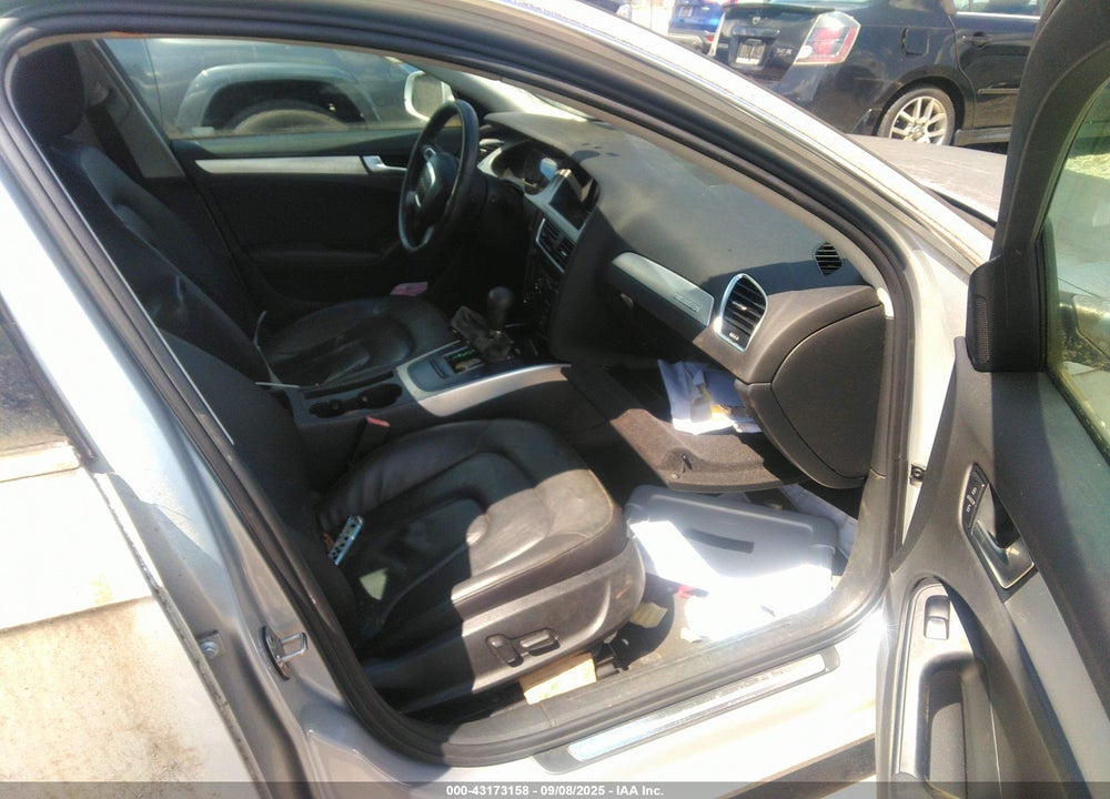 2010 AUDI A4 VIN: WAUWFAFL1AA109513