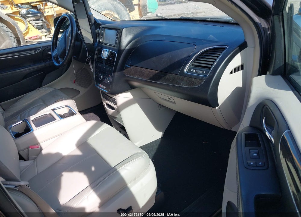 2012 CHRYSLER TOWN & COUNTRY LIMITED VIN: 2C4RC1GG7CR257447