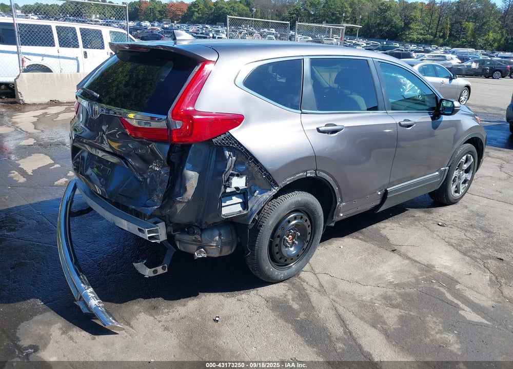 2018 HONDA CR-V VIN: 2HKRW2H5XJH655160