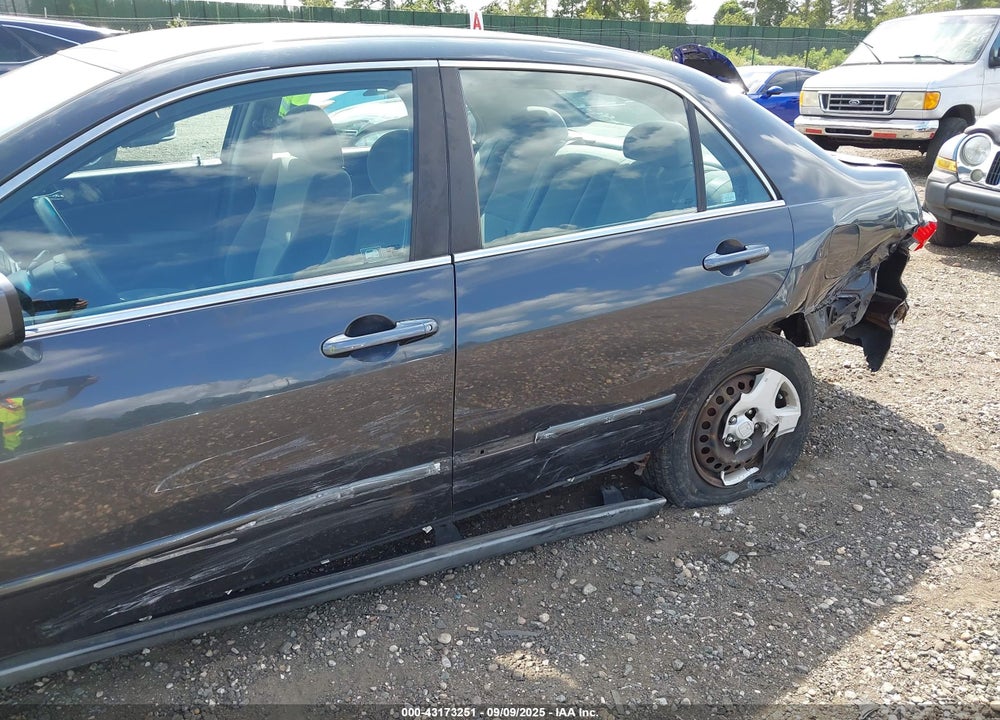 2005 HONDA ACCORD 2.4 LX VIN: 1HGCM55455A193551