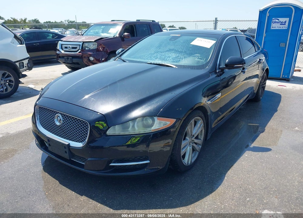 2011 JAGUAR XJ XJL VIN: SAJWA2GBXBLV15651