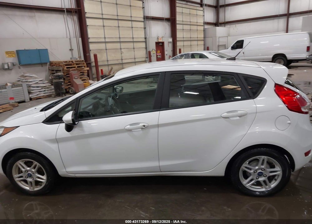2017 FORD FIESTA VIN: 3FADP4EJ6HM164437