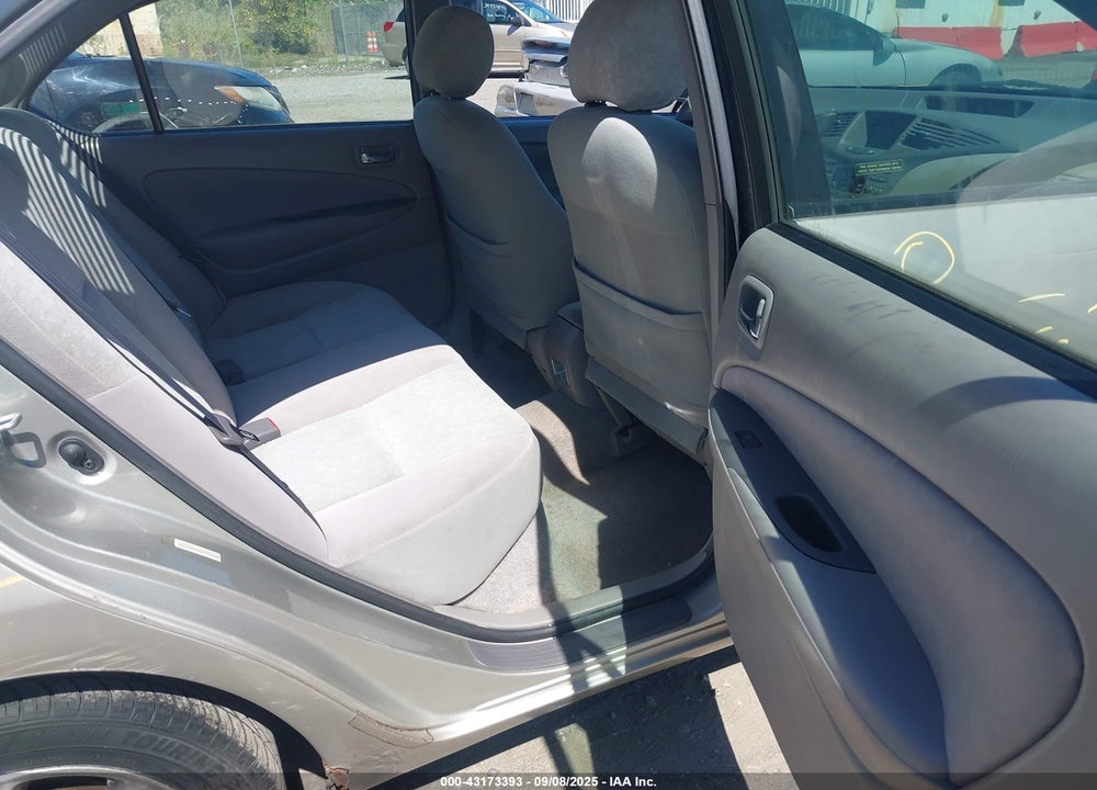 2001 TOYOTA PRIUS VIN: JT2BK12U310038650