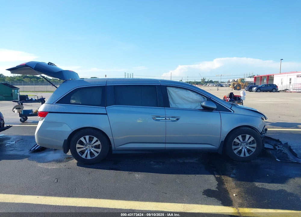 2016 HONDA ODYSSEY VIN: 5FNRL5H61GB117599