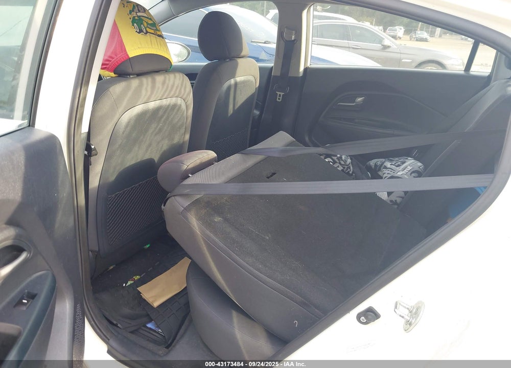 2015 KIA RIO VIN: KNADM4A3XF6462087