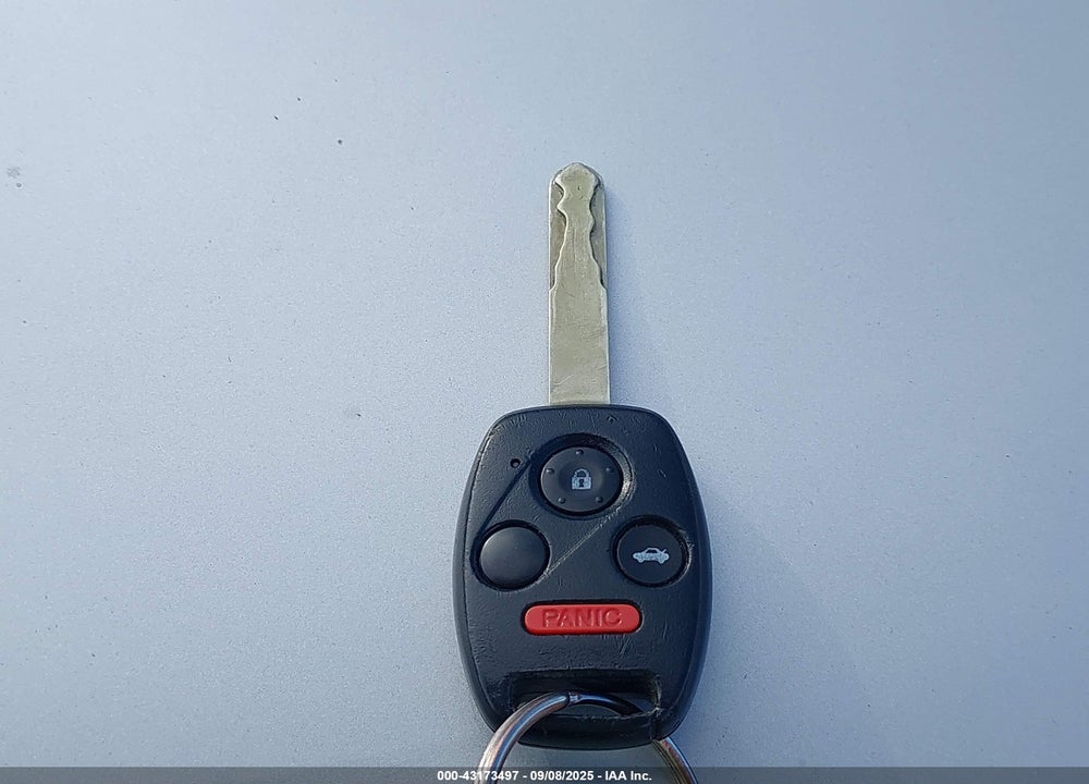 2008 HONDA CIVIC LX VIN: 2HGFA165X8H107792