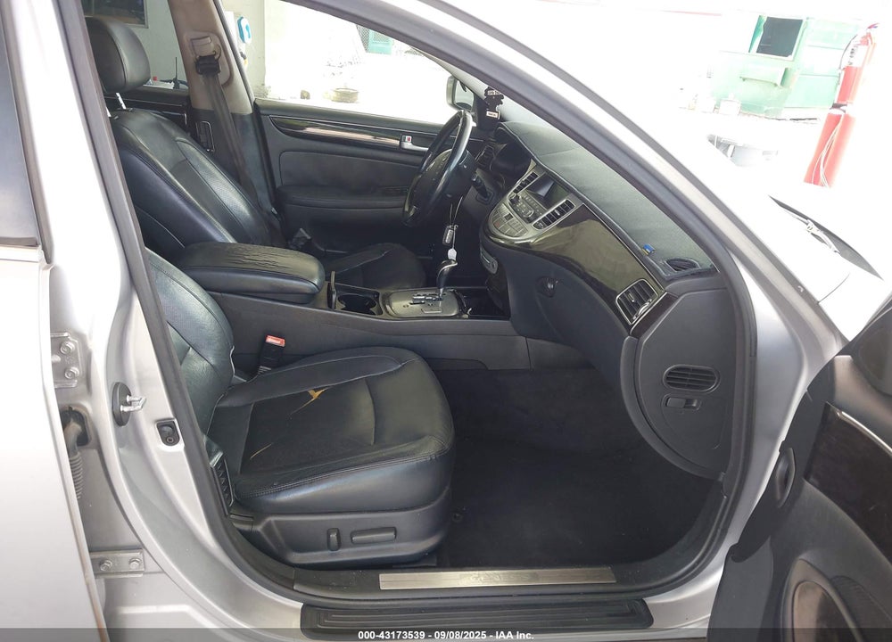 2013 HYUNDAI GENESIS 3.8 VIN: KMHGC4DD9DU222363
