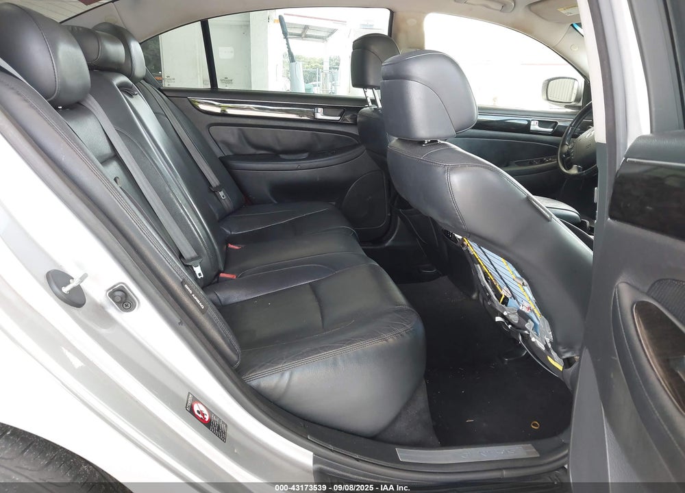 2013 HYUNDAI GENESIS 3.8 VIN: KMHGC4DD9DU222363