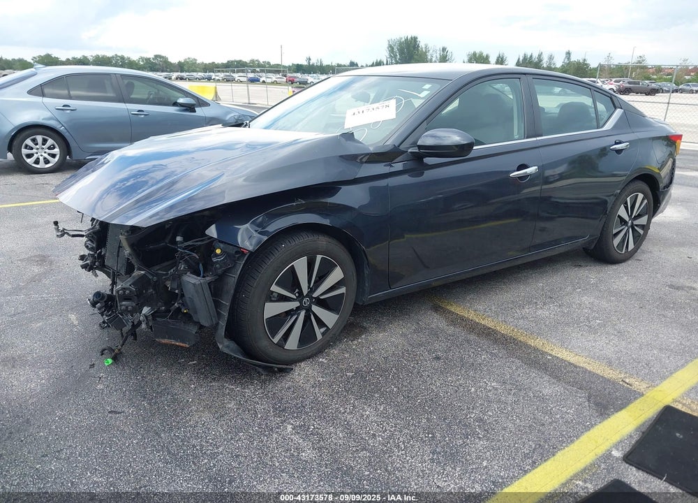 2022 NISSAN ALTIMA SV FWD VIN: 1N4BL4DV7NN353221