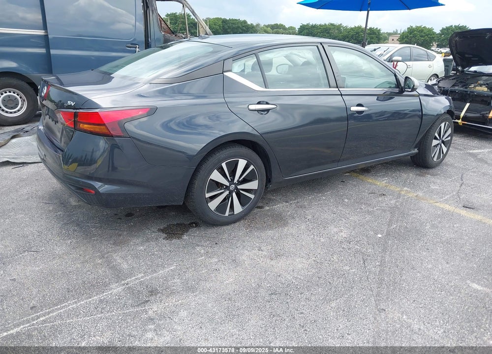 2022 NISSAN ALTIMA SV FWD VIN: 1N4BL4DV7NN353221