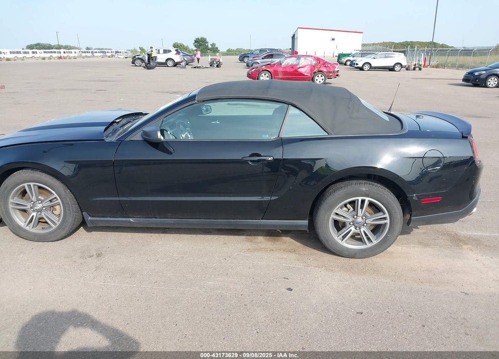 2011 FORD MUSTANG VIN: 1ZVBP8EM3B5109201