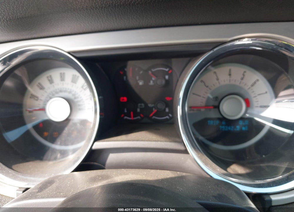 2011 FORD MUSTANG VIN: 1ZVBP8EM3B5109201