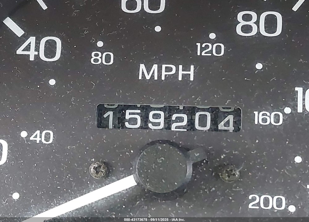1999 NISSAN SENTRA GXE/XE VIN: 3N1AB41D5XL087871
