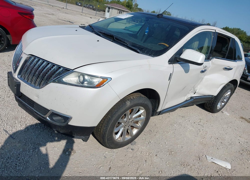 2011 LINCOLN MKX VIN: 2LMDJ6JKXBBJ07026