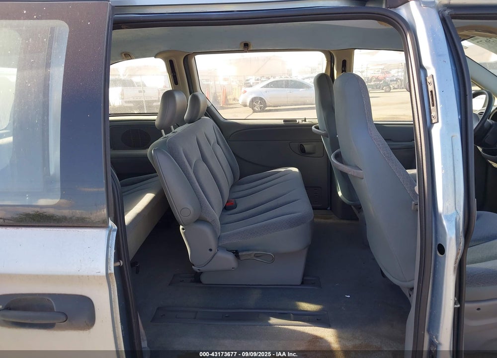 2005 DODGE CARAVAN SE VIN: 1D4GP25B05B338870