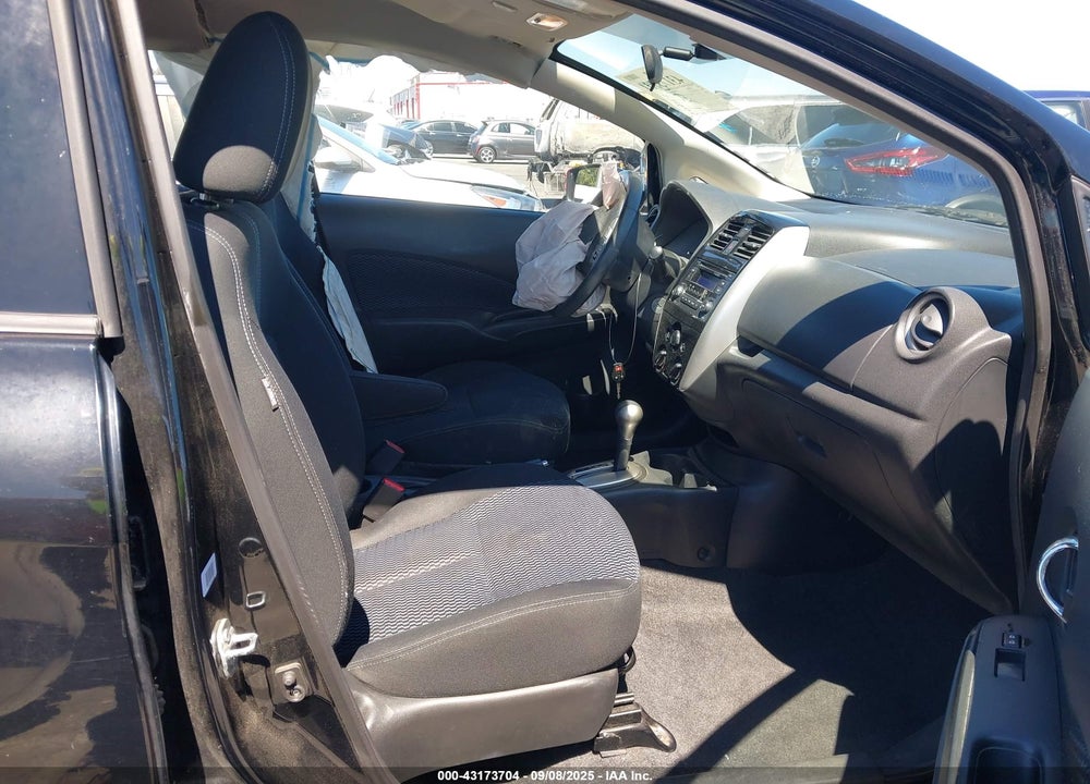 2015 NISSAN VERSA NOTE VIN: 3N1CE2CP6FL415258